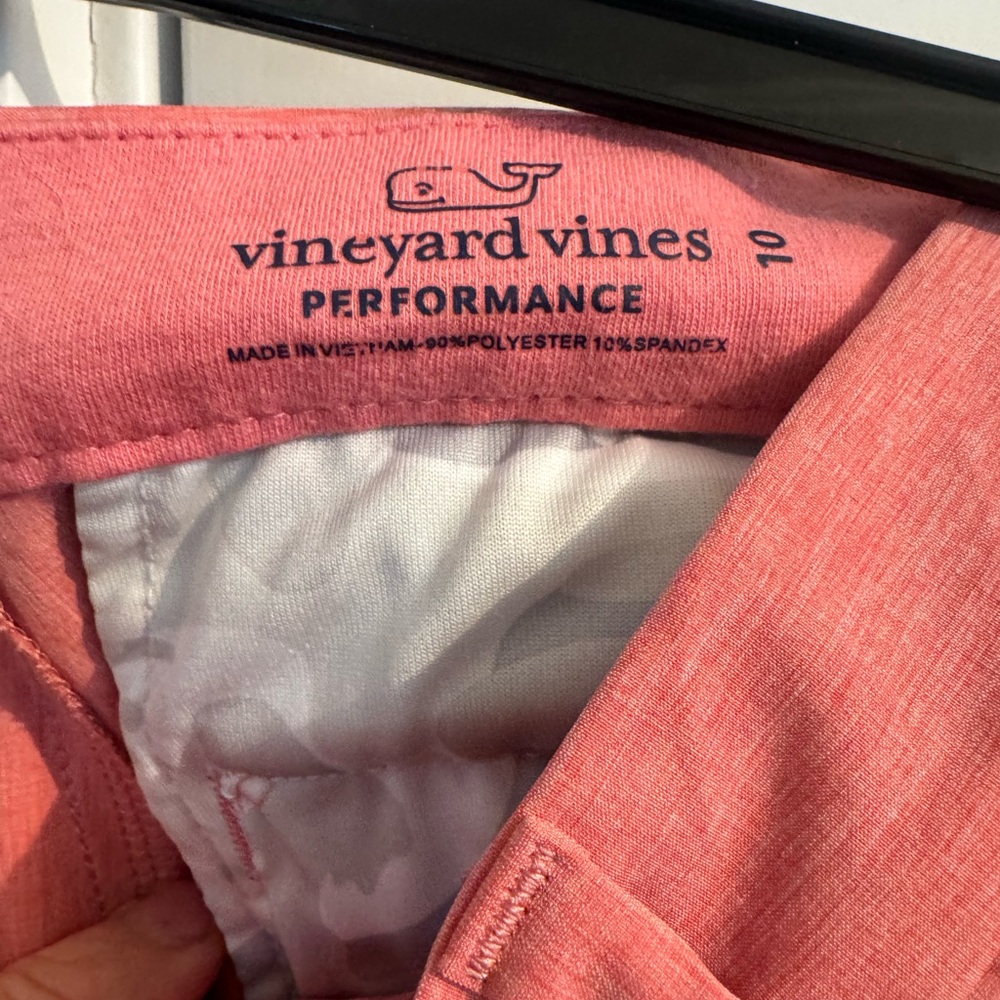 Vineyard Vines boys Nantucket red performance pants size 10